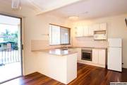 Nice home in great location next to Garden City & Carindale ShopCentre